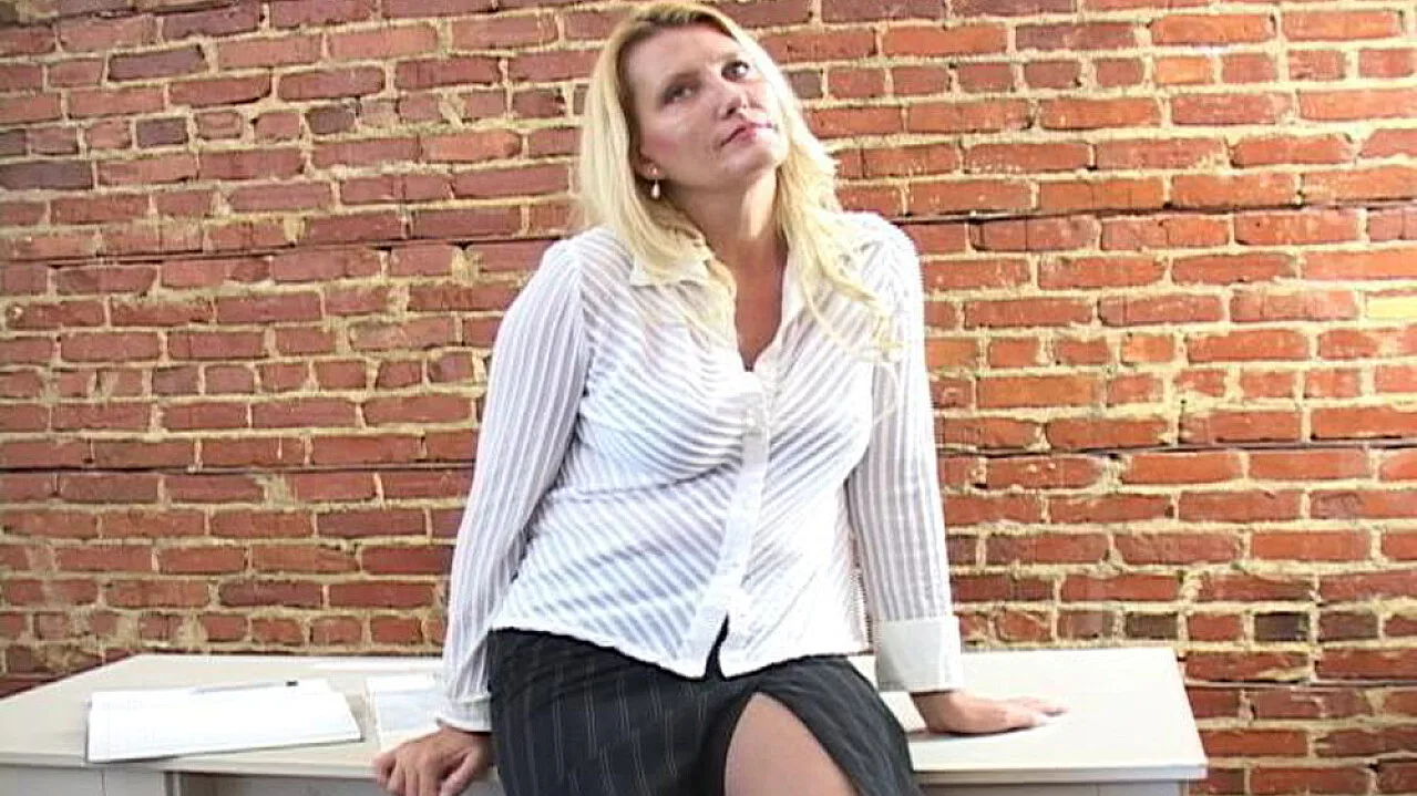 Professor Taft fucking in the desk with her big natural tits - Naughty America - 281