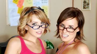 Eve Nicholson fucking in the desk with her piercings - Naughty America - 3401