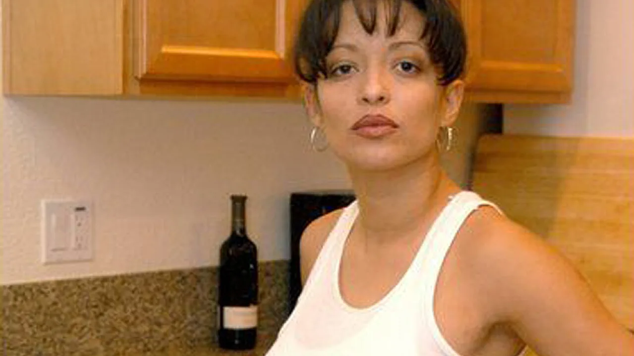 Mason Storm fucking in the couch with her big ass - Naughty America - 363