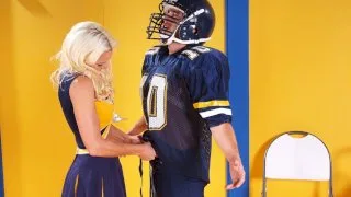 Rhylee Richards fucking in the gym with her tits - Naughty America - 3691