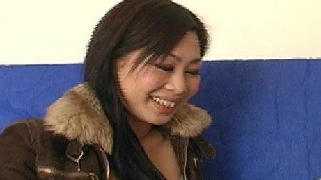 Yumi fucking in the living room with her small tits - Naughty America - 619