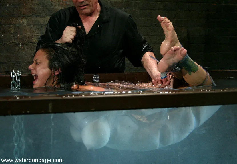 Nadia Styles is 'Stylin' in Plastic Bondage - Water Bondage - 5445