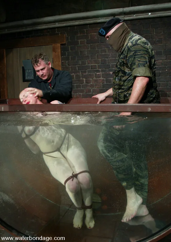 Sgt. Major and Lorelei Lee - Water Bondage - 16751