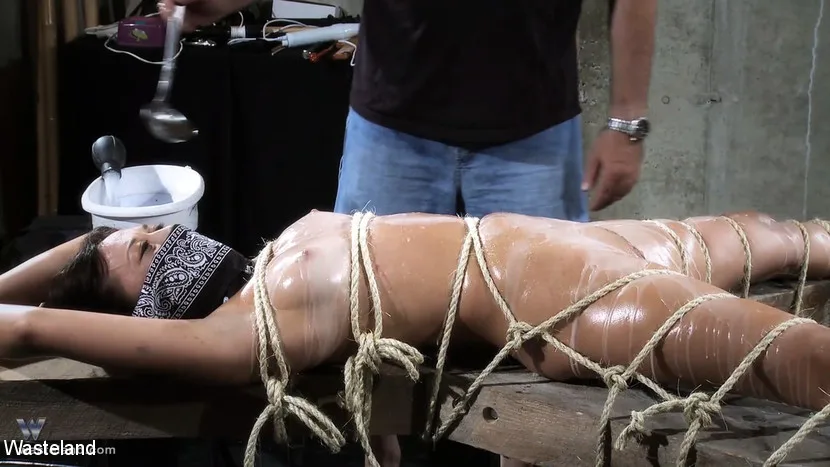 Nyssa Nevers Wax On, Wax Off - Wasteland - 29046