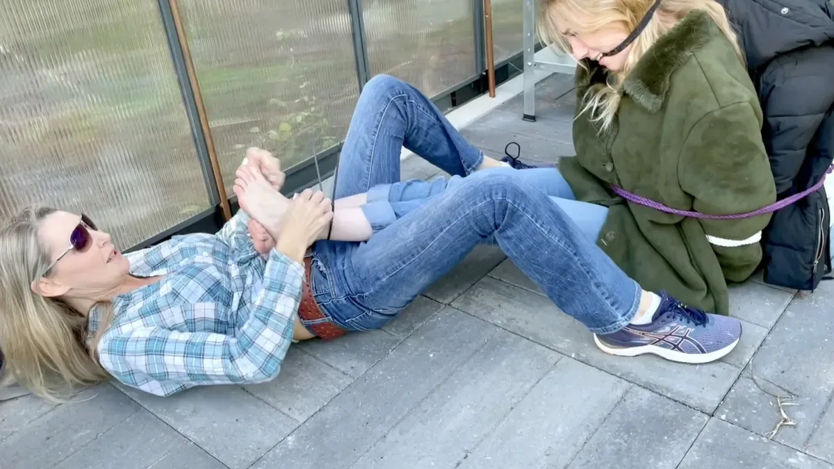 Lost girls - Tied Tales - 37346