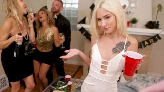 New Years Suck And Fuck - S9:E3 - StepSiblings Caught - 8277