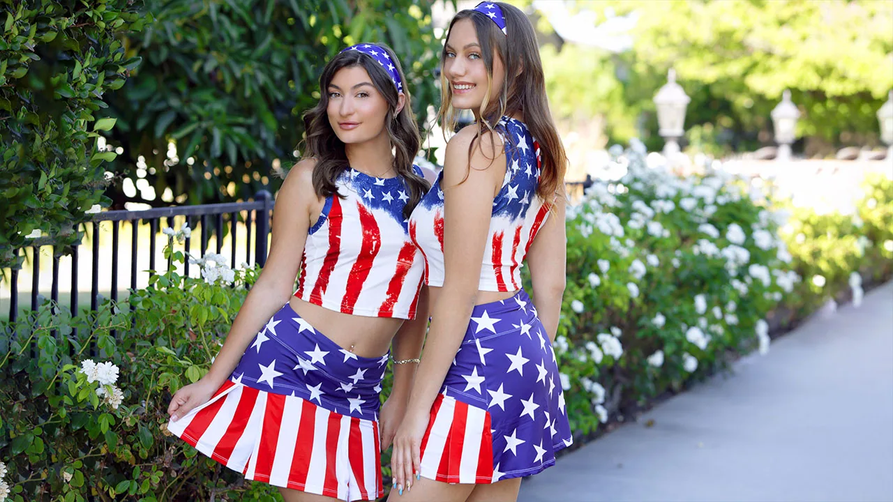 Hot Parade - StepSiblings - 21741