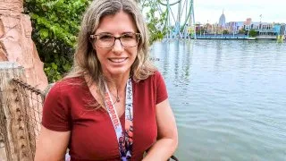 Cory Chase Lifestyle Theme Park Food Review - Taboo Heat - 22412