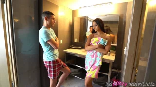 My Gold Digging Step-Mom - My Pervy Family - 31900