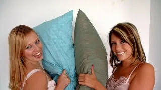 Courtney Cummz & Jerry - Jun 30, 2005 - American Daydreams - 12195