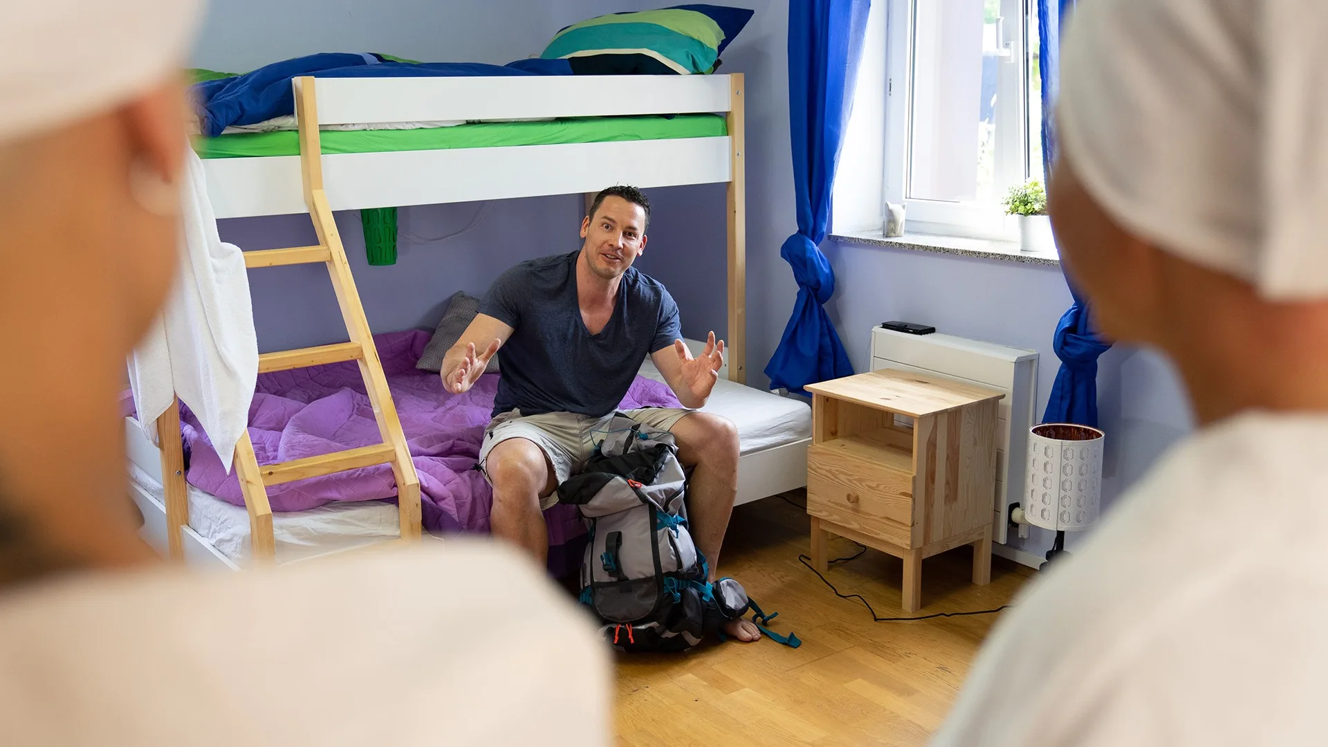 Seeing Double - Fake Hostel - 25878