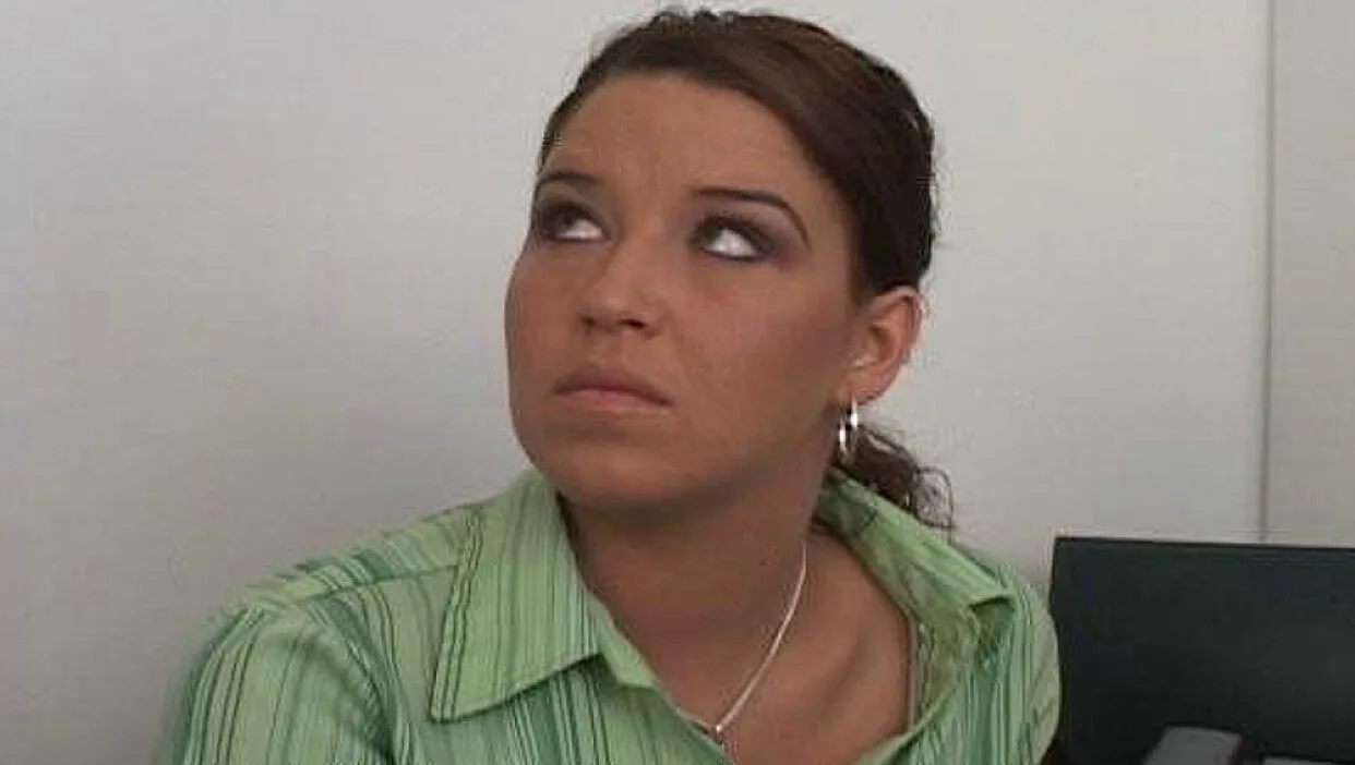 Co-worker Kelli Tyler fucking in the desk with her petite - Naughty Office - 31576