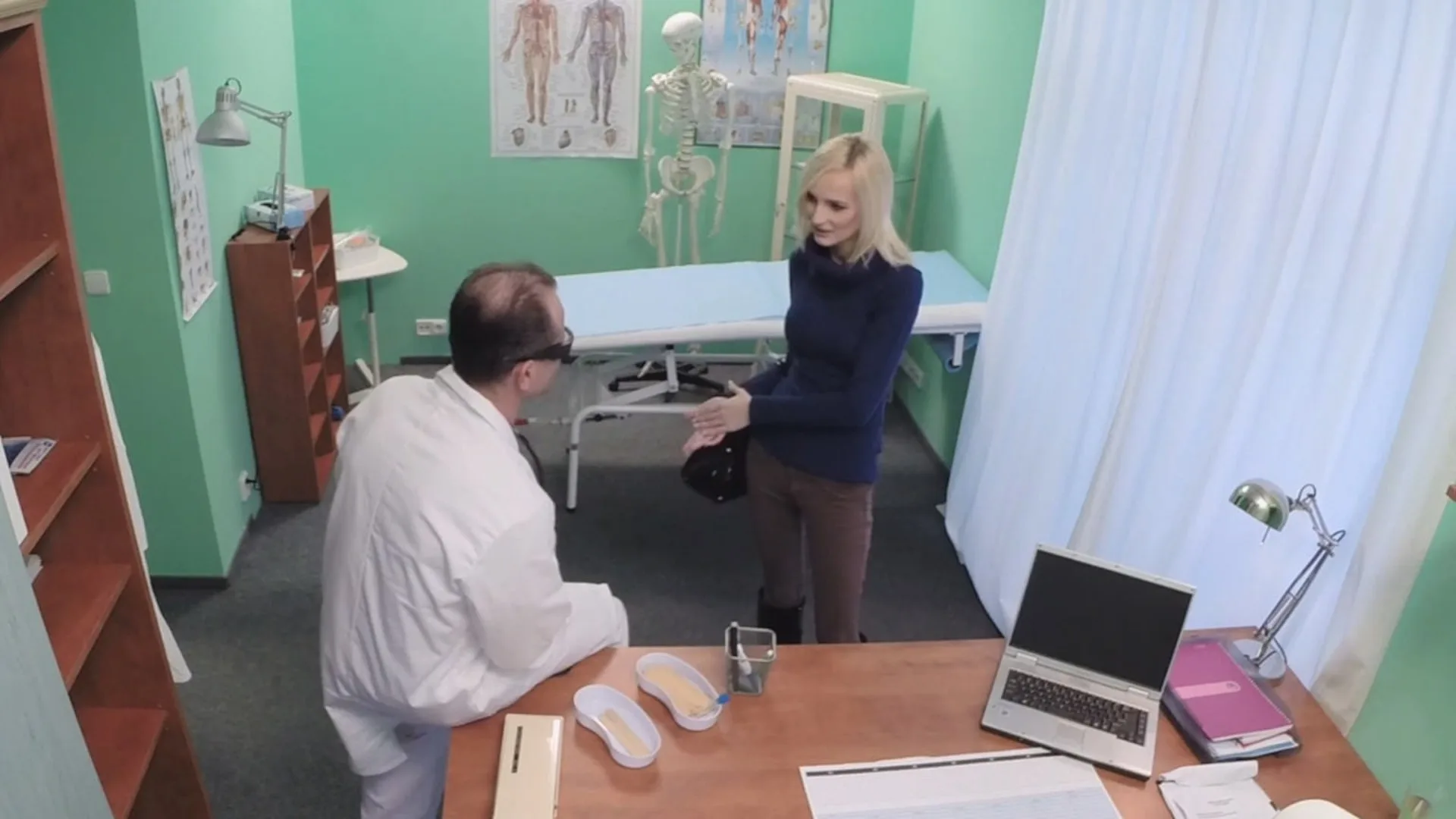 Skinny blonde takes doctors advice - Fake Hospital - 34293