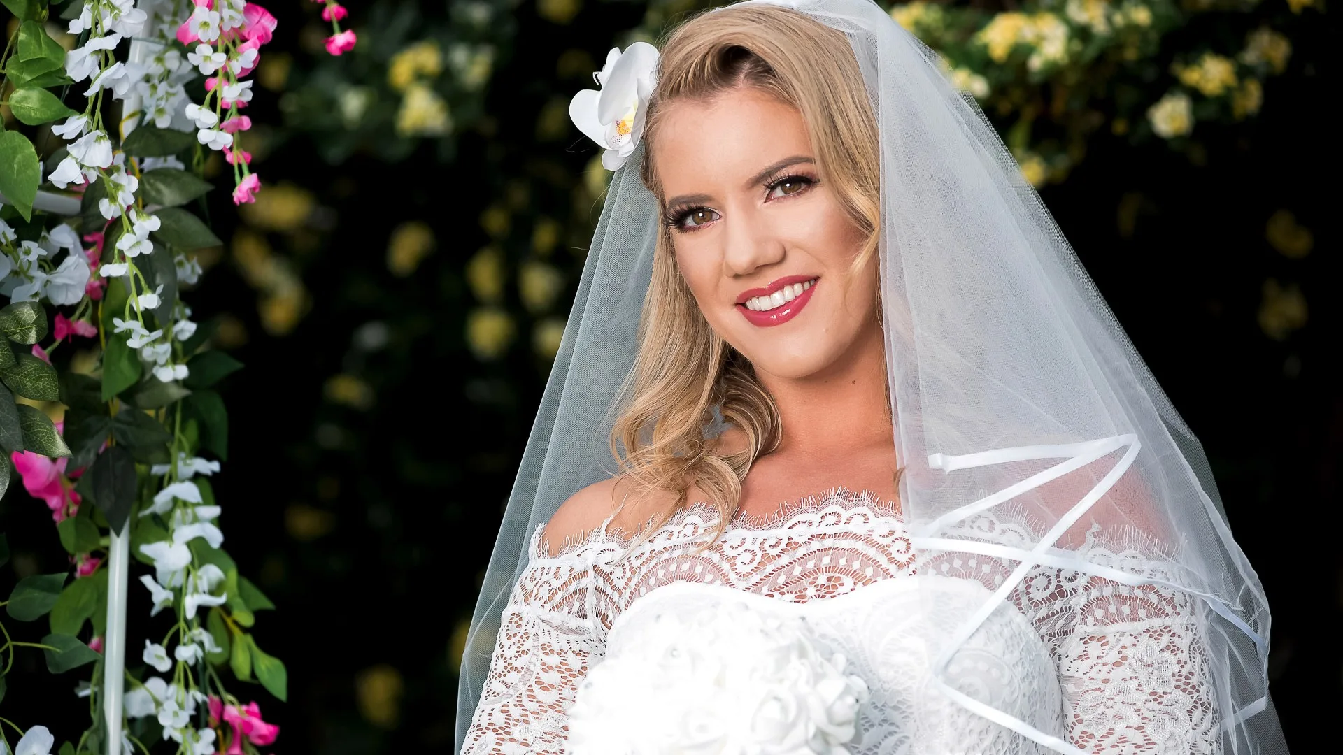 Lesbehonest: Part 2 - Look At Her Now - 34923