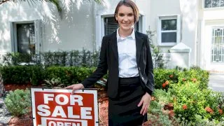 Making The Sale 2 - Look At Her Now - 35025