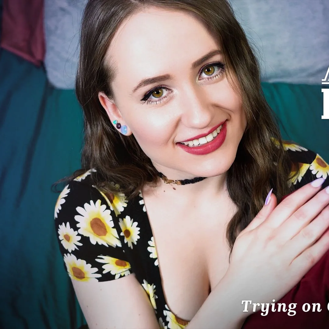 Trying on Outfits for our Date!, Scene #01 - ASMR Fantasy - 391608