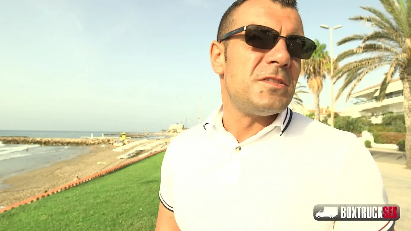 Lucette Nice gets an invitation for free massage in Barcelona - Jan 30, 2018 - Box Truck Sex - 7289