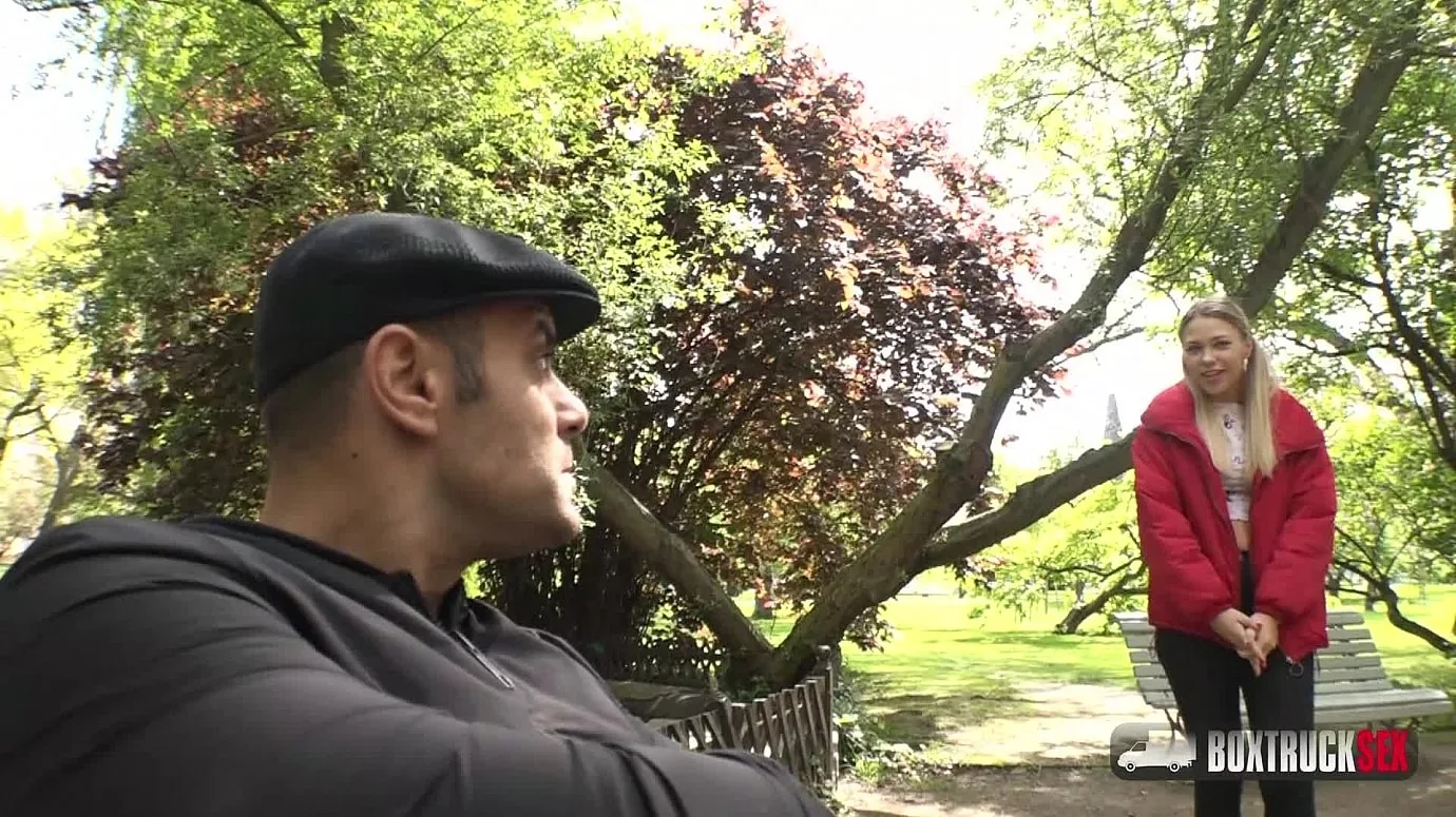 Selvaggia picked up from a park and fucked - May 21, 2018 - Box Truck Sex - 7986