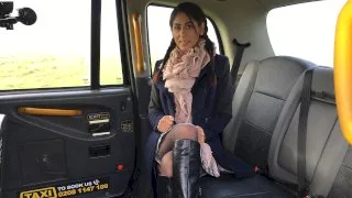 British babe gives great deepthroat - Fake Taxi - 11195