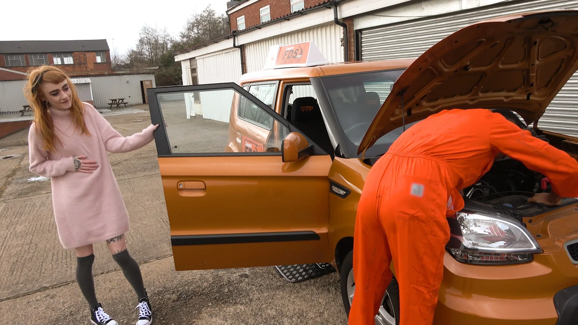 Minx squirts on mechanics big cock - Fake Driving School - 12128