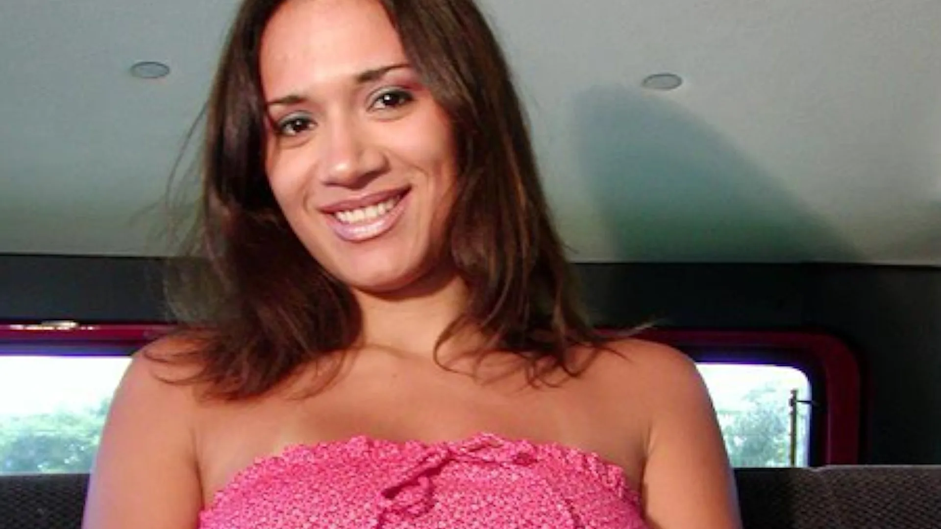 Isabelle - Bang Bus - 15783