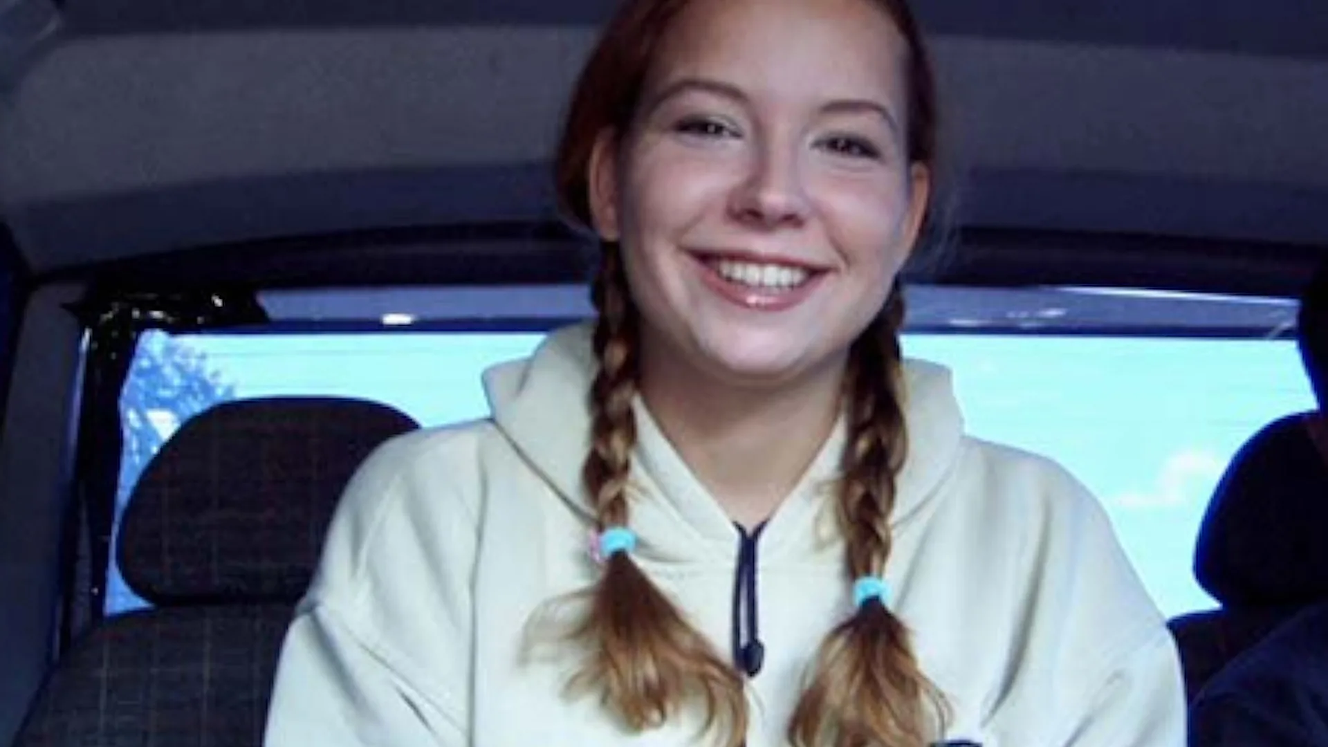 Alexis - Bang Bus - 15857