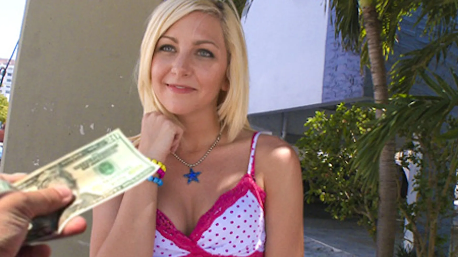 One Lucky Fan! - Bang Bus - 16406