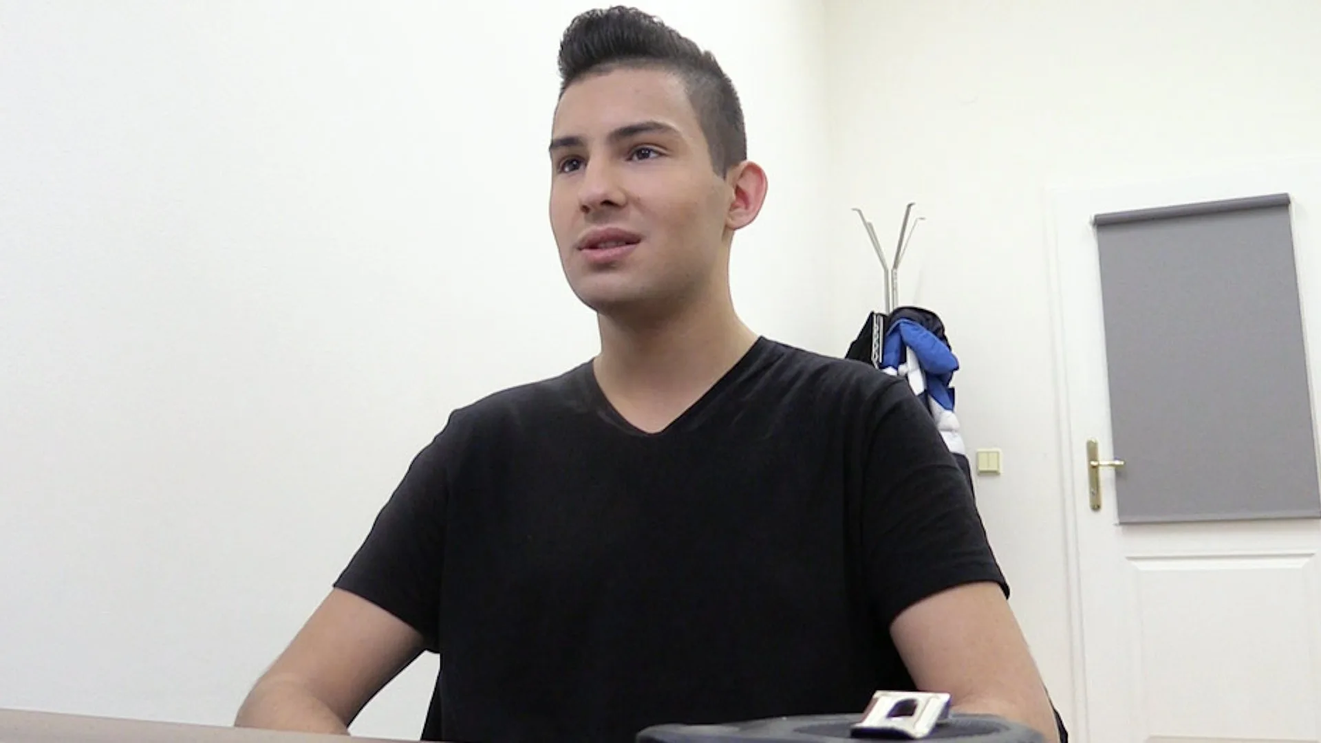 Dirty Scout 64 - [B]IGSTR - 7364