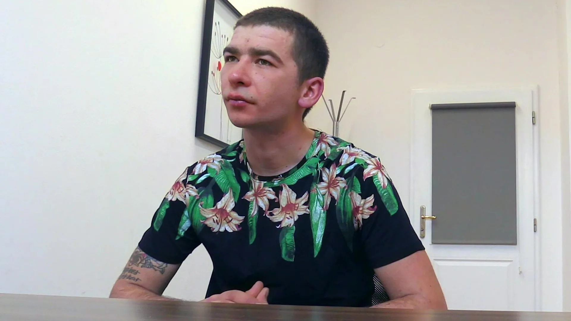 Dirty Scout 232 - [B]IGSTR - 8410