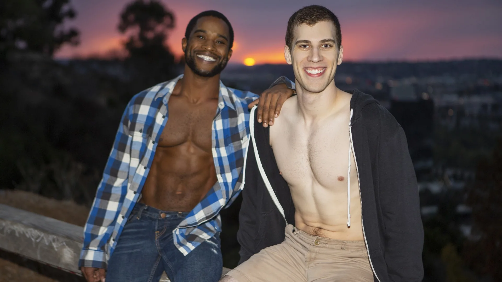 Landon & Angelo: Bareback - BlackMaleMe - 8871