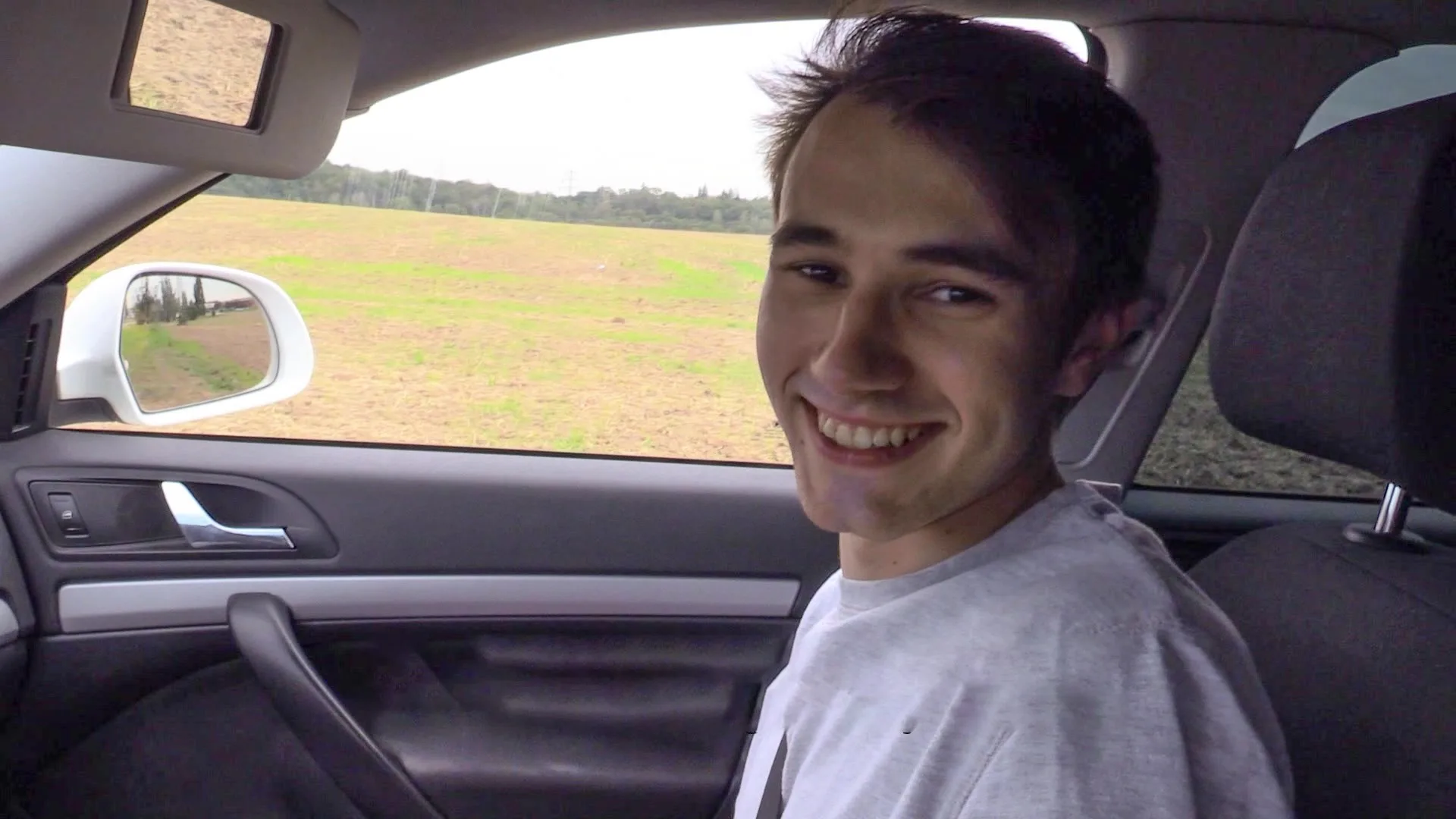 Czech Hunter 560 - [B]IGSTR - 12503