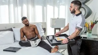 Room Service - Noir Male - 19000