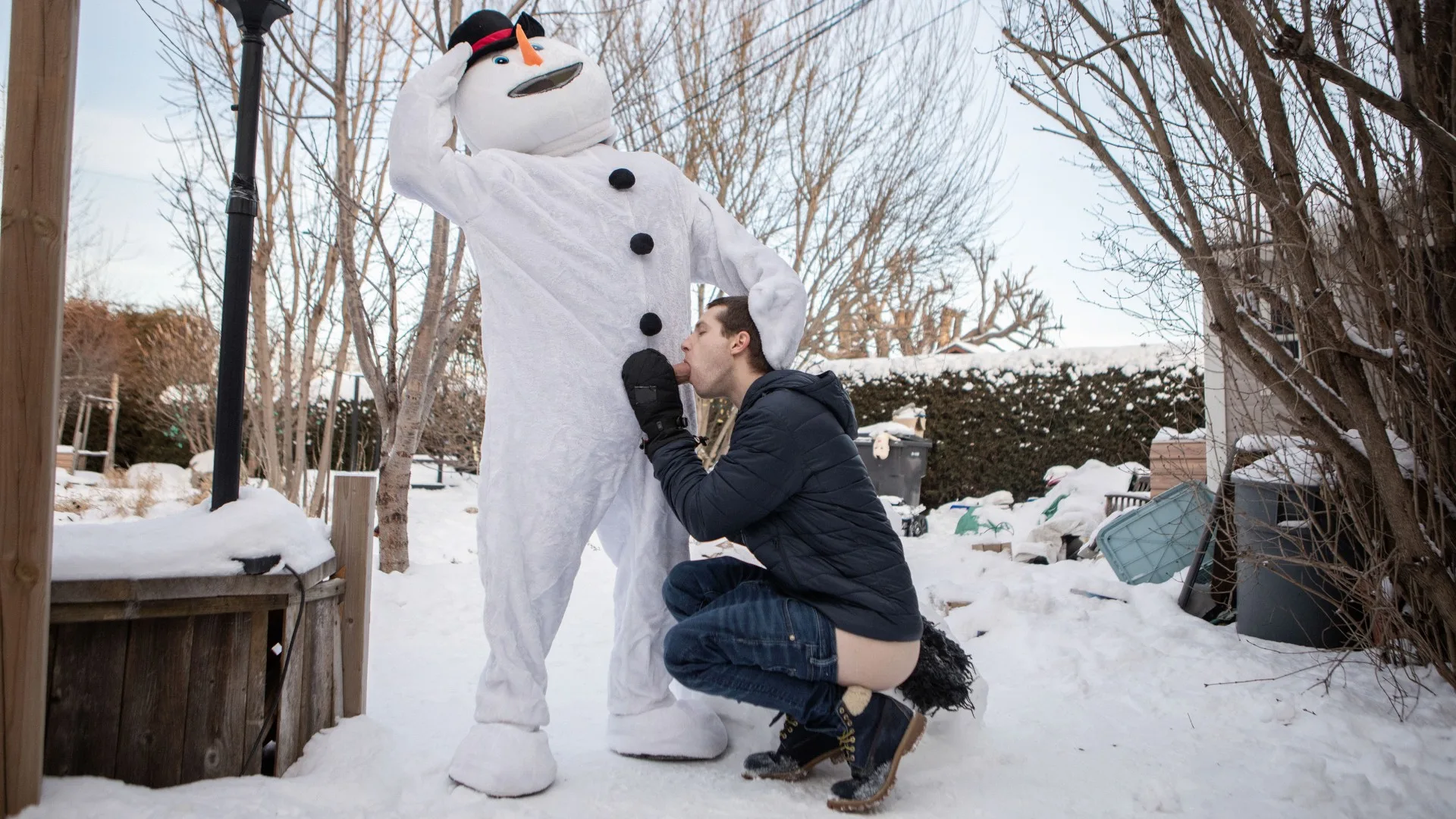 Fucking The Snowman - BROMO - 22279