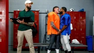 Locker Room Tight Ends - Icon Male - 23489