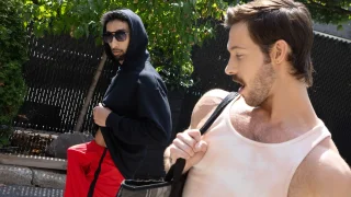 Discreet DL's First Time - MEN - 25693