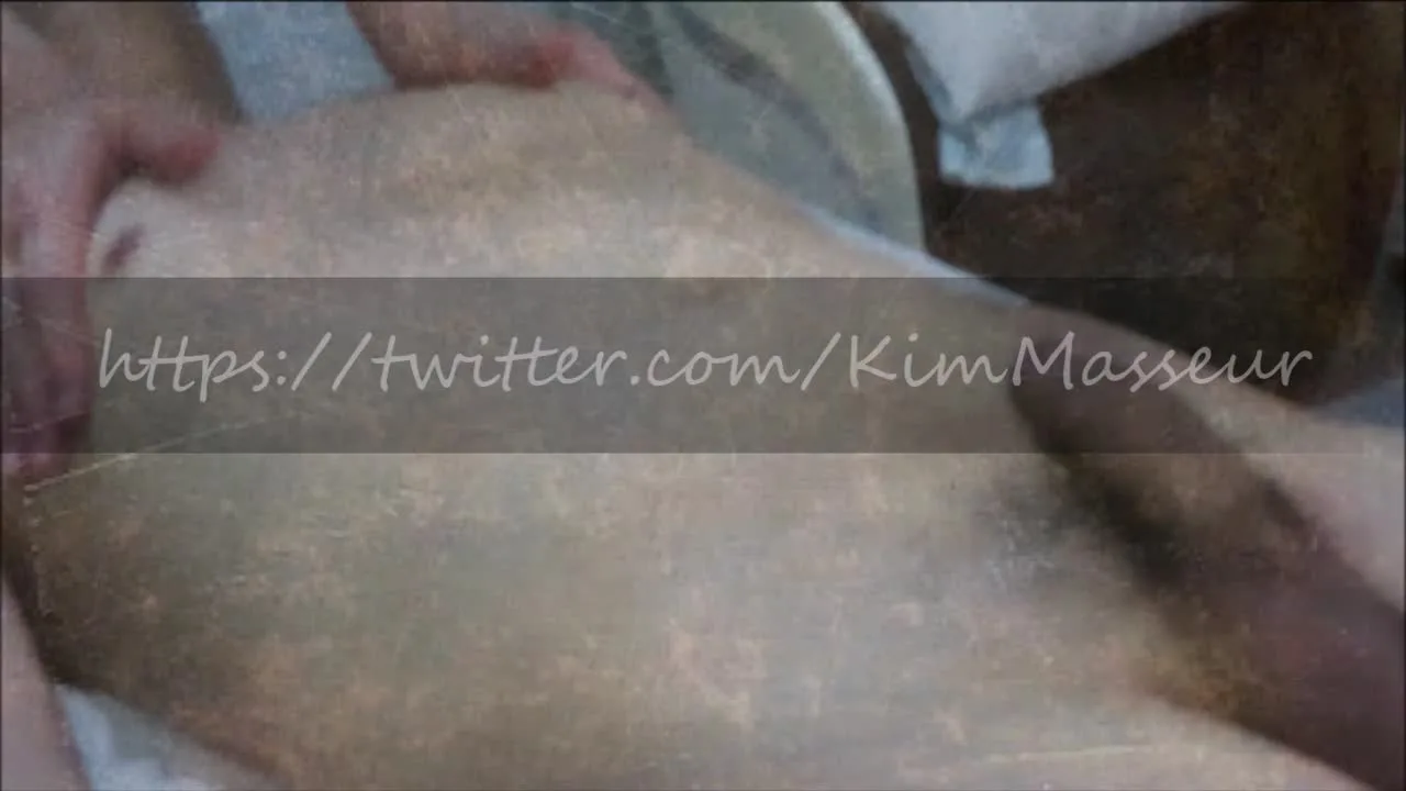 （8/9）滴滴信《初春 2023》按摩胸腹 - FC2 Video - 176969