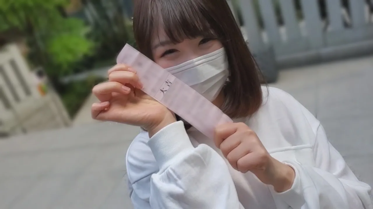 【初撮影】わけあり巨乳現◯女子大生の危険日に中出し。 - FC2 Video - 177593