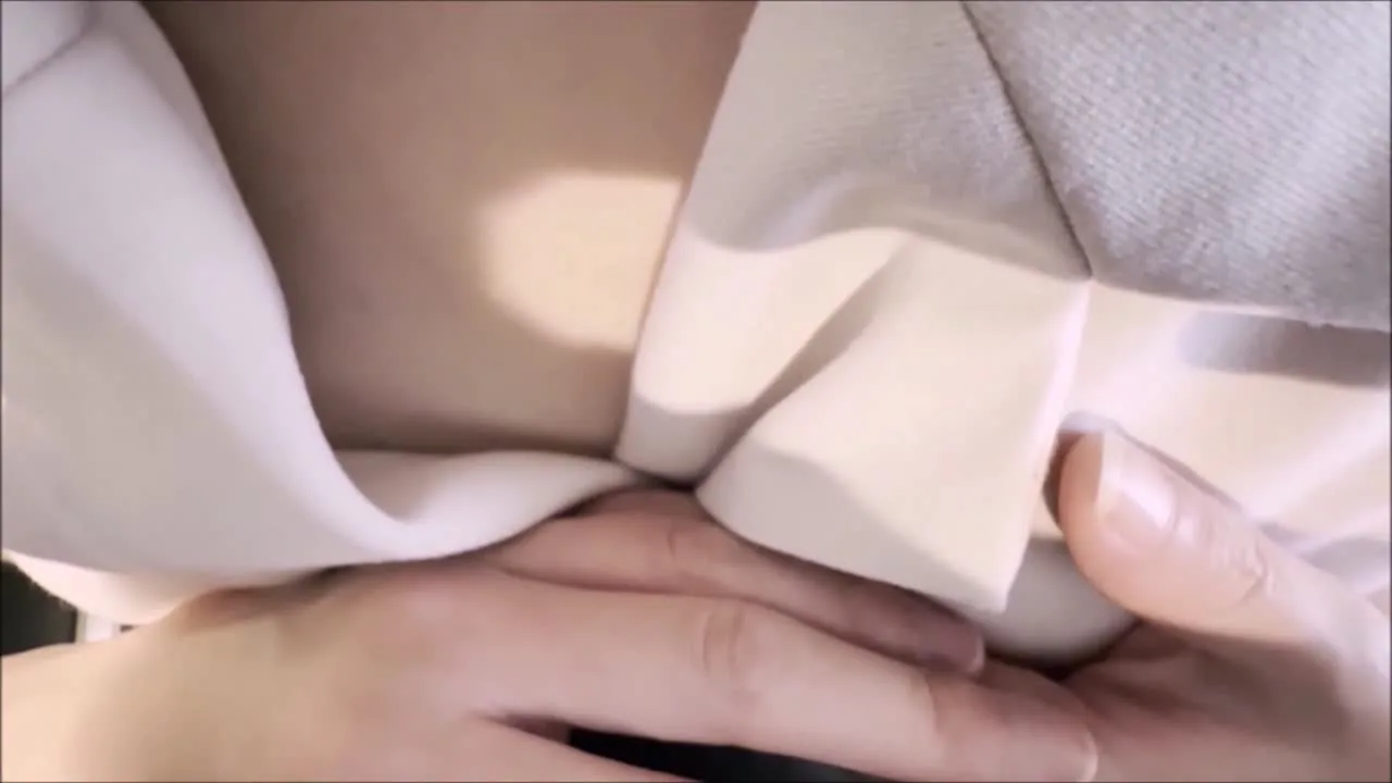 【おっぱいチカン33前編】本屋にいた激カワちゃんに声掛けしておっぱいイタズラしまくりましたw - FC2 Video - 177939