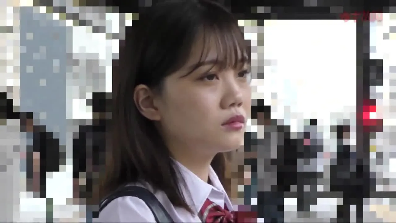 《衝撃のワンシーンワンカット》【電車チカン】★齊○京子似の私立系美○女に驚異の即挿れ35分間ハメっ放 - FC2 Video - 181759