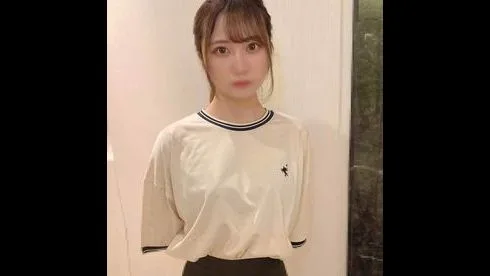 圧倒的美形な本物モデルの卵と再開セックス - FC2 Video - 183191