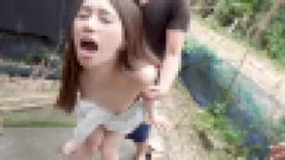 彼女が実家の裏山の畑で発情したので… - FC2 Video - 188218