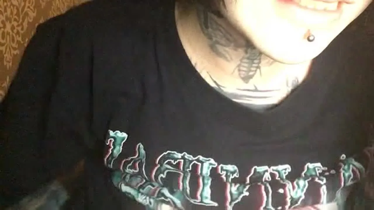 ハンニバルちゃん　ご飯作る　切れちゃった・・・　2023/09/17 - FC2 Video - 189856