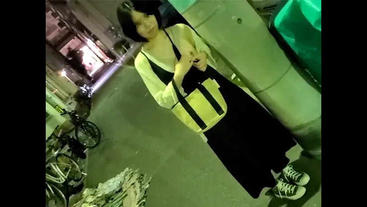 返済金でパチスロ打ってやがったので路上乳出し嫌がらせ＆自宅種付け凸 - FC2 Video - 191480