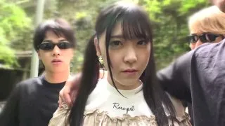 人気のない山奥に美女を連れ去り鬼畜男3人がかりで好き放題に弄ぶ！ - FC2 Video - 192206