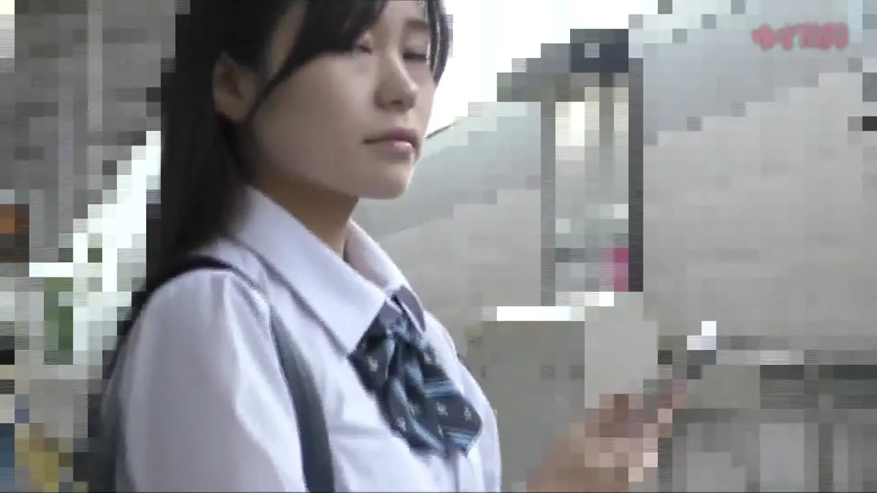 《身長140cm》【電車チカン】真面目そうな系低身長J○を駅近の公衆トイレで羞恥の全裸鬼イカセ周年目 - FC2 Video - 194603