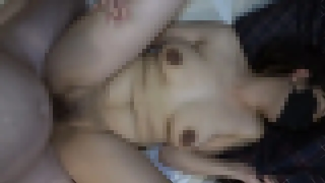 #76【孕ませ成功!!】三股ビッチのシンママから孕ませ依頼！ありがたくマンコ使わせてもらって本当に妊 - FC2 Video - 195075