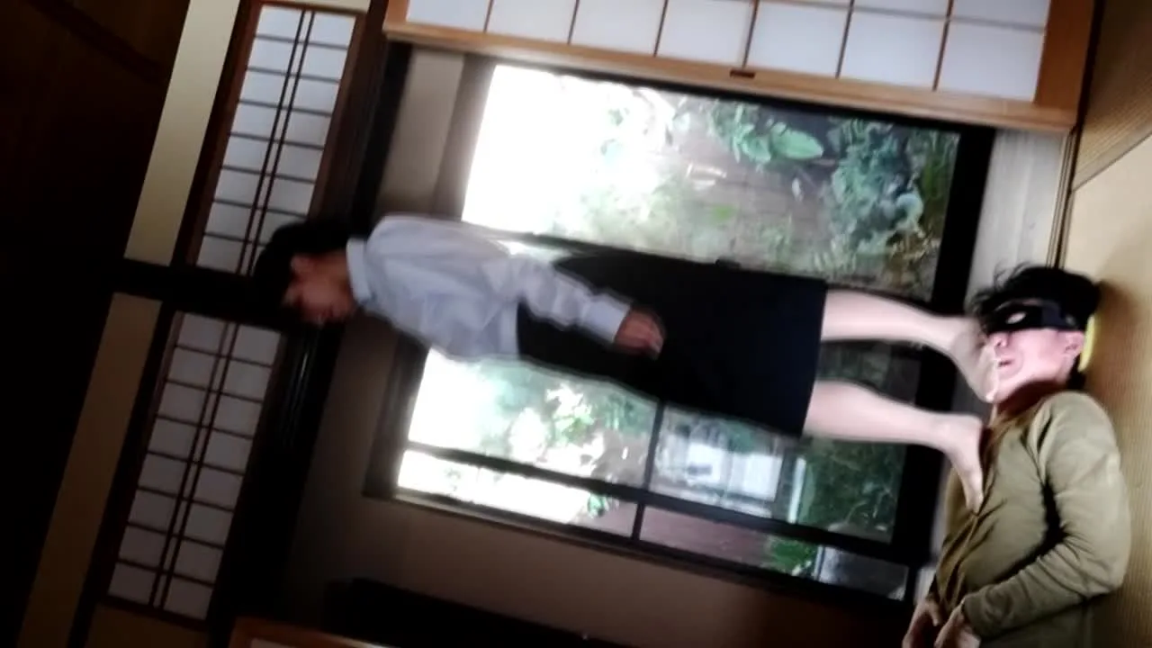 顔面足つぼマッサージ機になってみくちゃんのストッキング足で顔面踏みにじられたM男 - FC2 Video - 195117