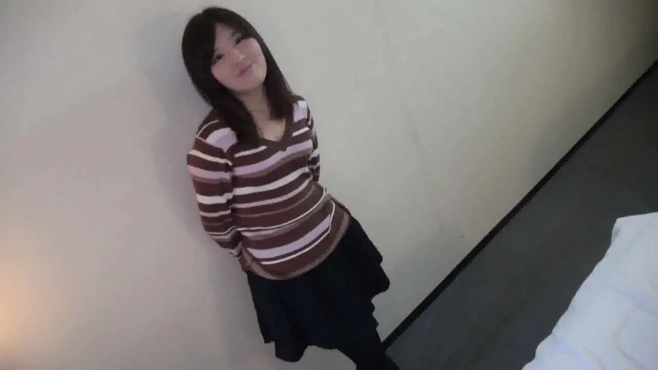 【無修正】さくら18歳　清楚系ラブリー小柄キツマン敏感*に大量中出し - FC2 Video - 195447