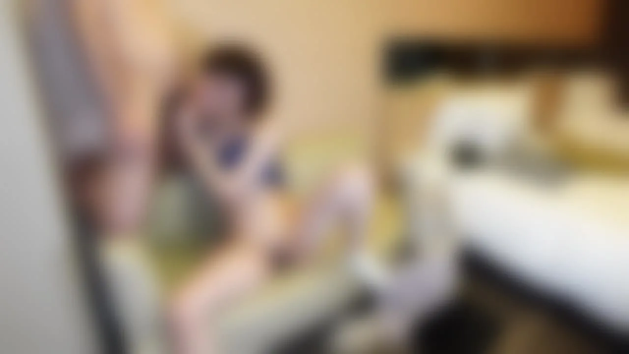 『完全顔出し』『950pt』『7日間限定公開』田舎からきた女の子にテレビ局の局のもんです！！って声掛ければ大体はいける説！美容師アシスタントしてます - FC2 Video - 197404