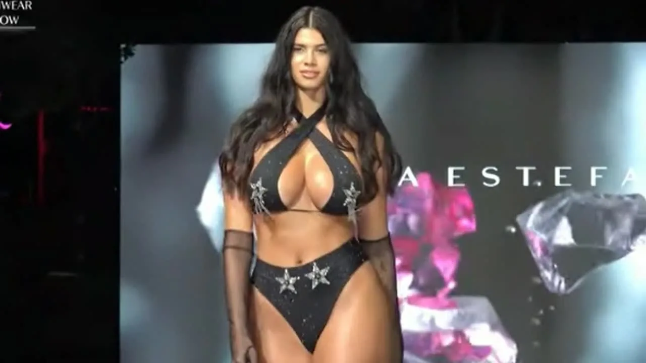 モデルのお尻２００ - FC2 Video - 198680